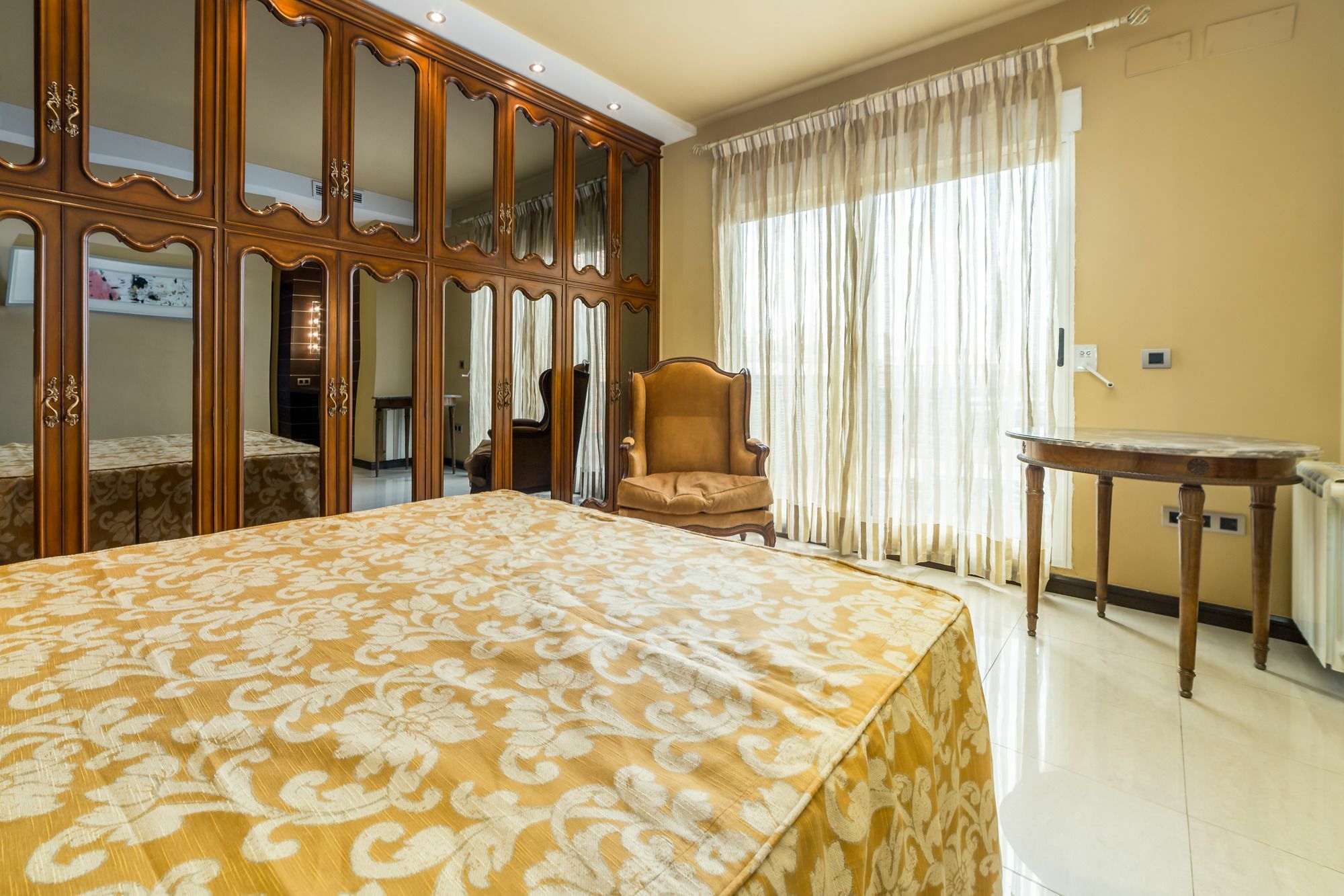 Travel Habitat Atico Ciutat Vella. Apartman Valencia Kültér fotó